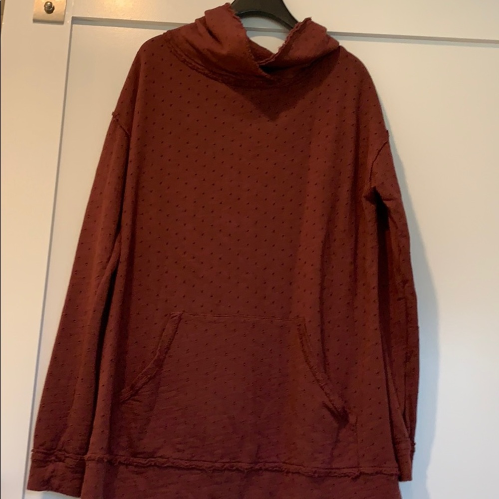 Michael stars maroon pocket sweatshirt